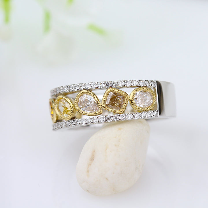 Fancy Color Diamond Band