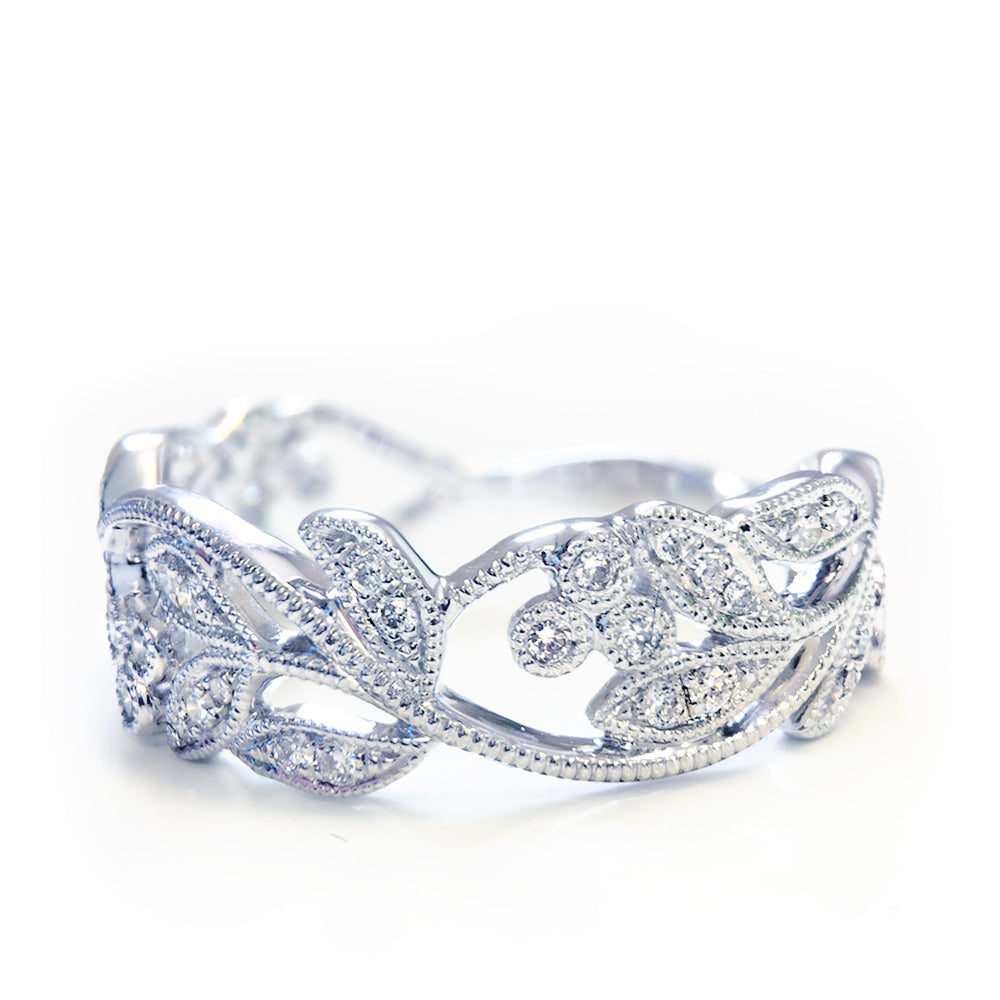 Diamond Milgrain Band