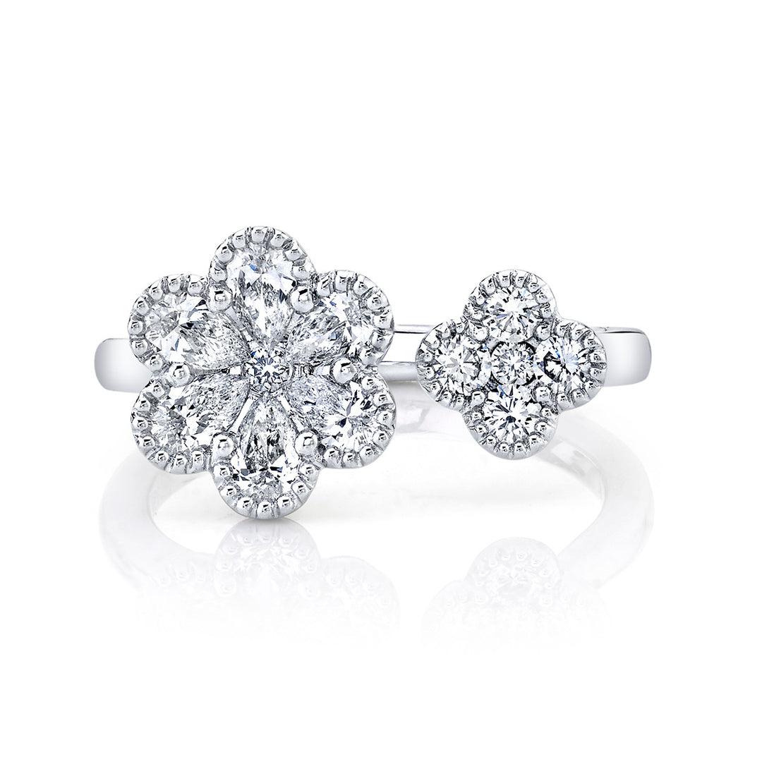 Pear-Shaped & Round Diamond Band