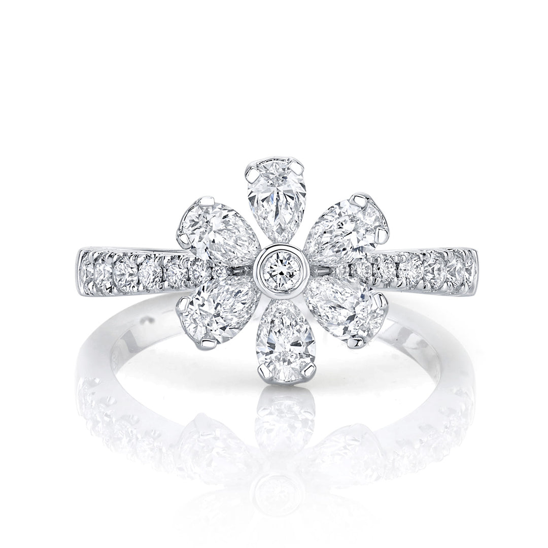 Pear-Shaped Diamond Ring