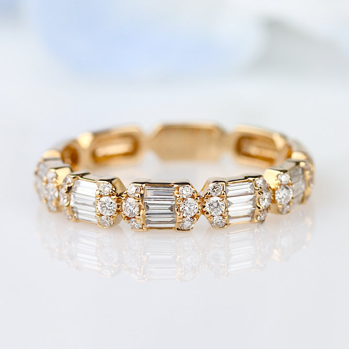Round & Baguette Diamond Band
