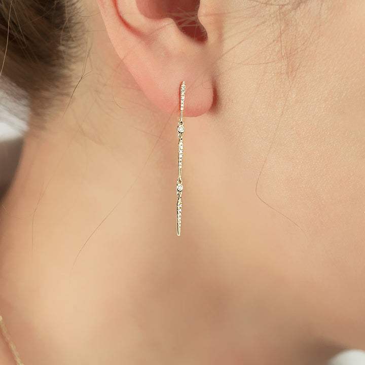 Round Diamond Dangle Earrings