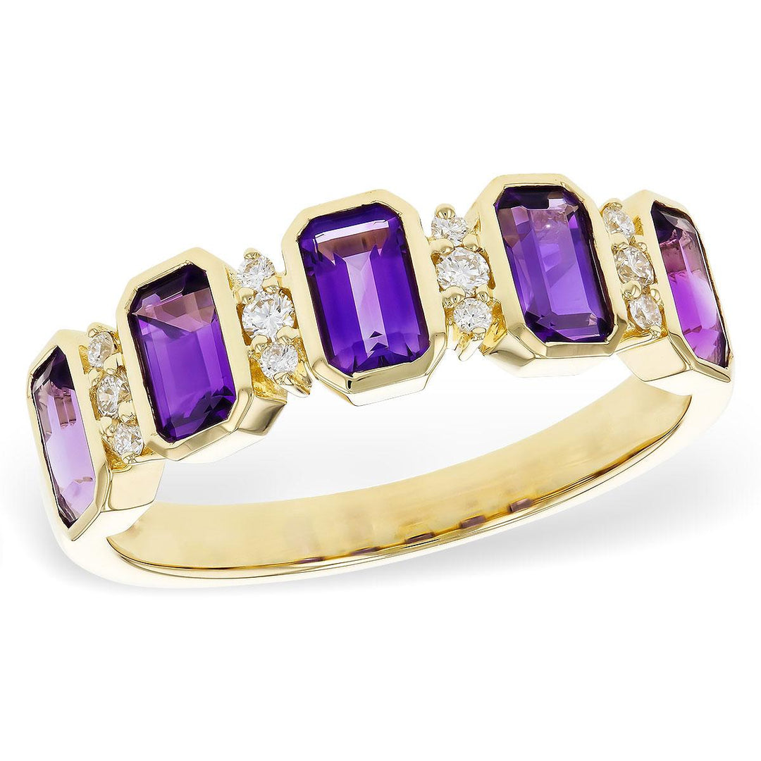 14KT Gold Ladies Diamond Ring