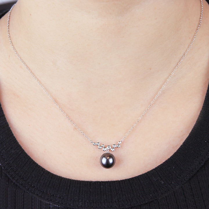 Pearl & Diamond Necklace