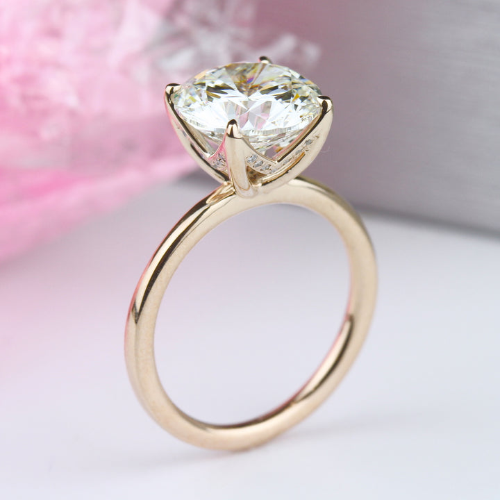 Diamond Solitaire Engagement Ring