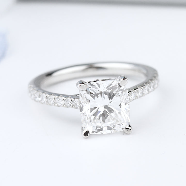 Diamond Halo Engagement Ring