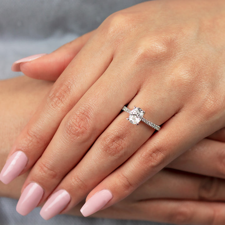 Diamond Halo Engagement Ring