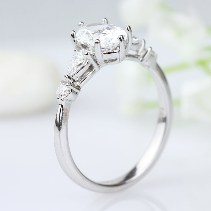 Oval Diamond Engagement Ring