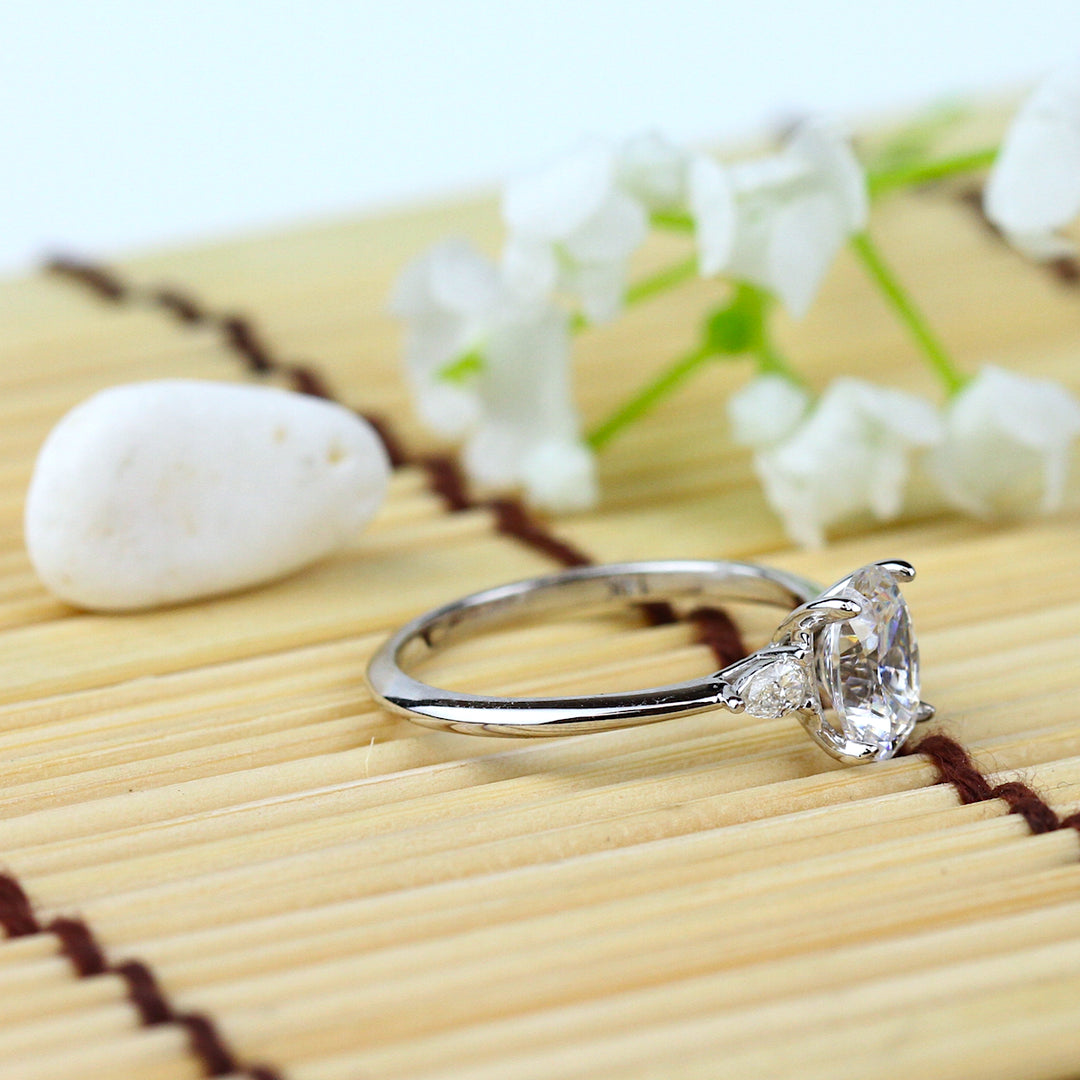 Pear-Shaped Diamond Engagement Ring