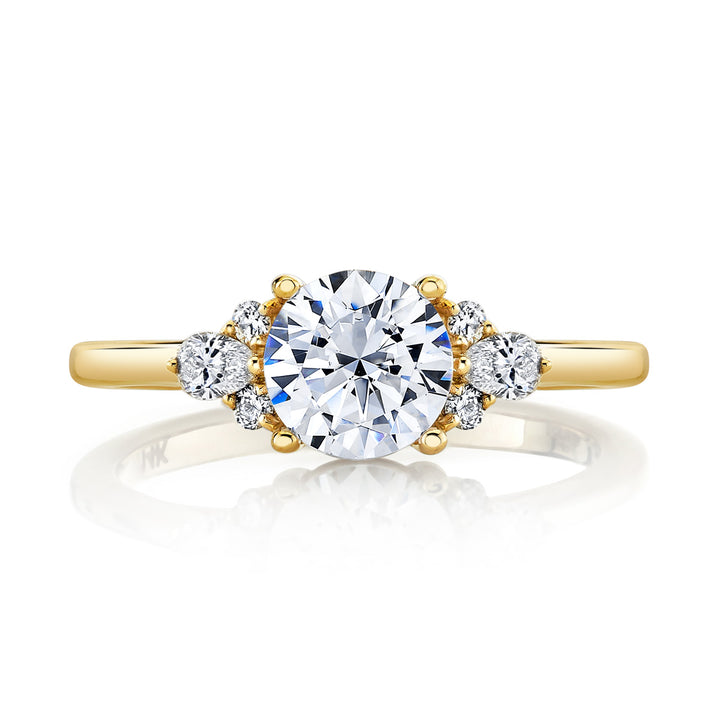 Round Diamond Engagement Ring