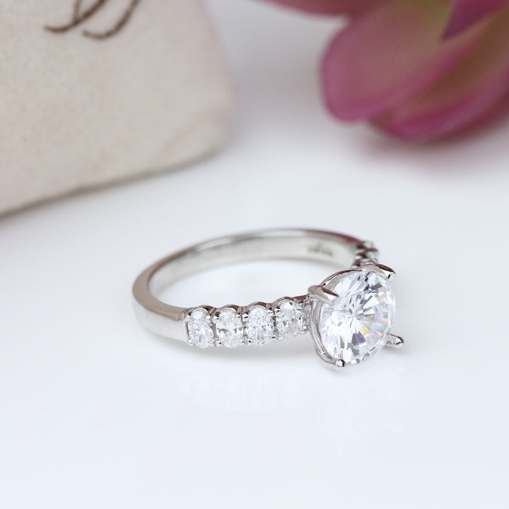 Oval Diamond Engagement Ring