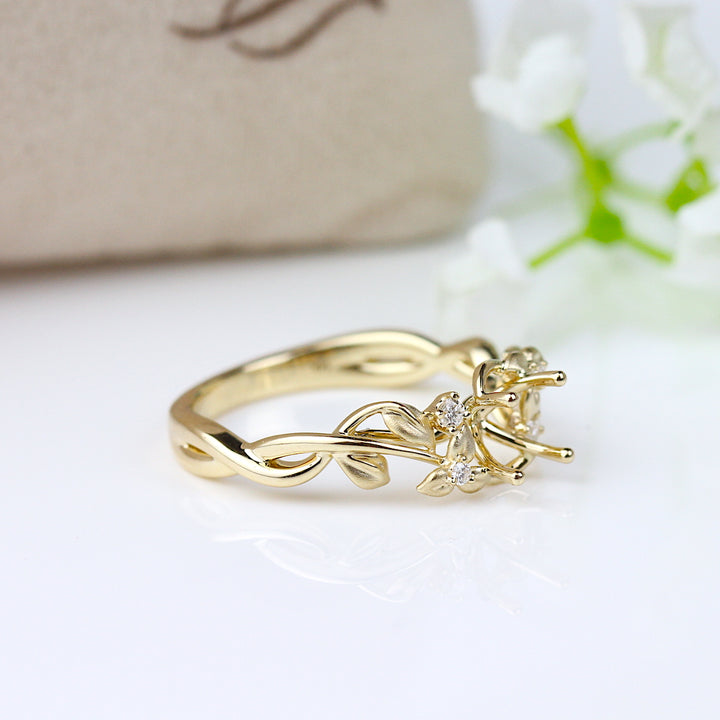 Lyria Bridal Engagement Ring