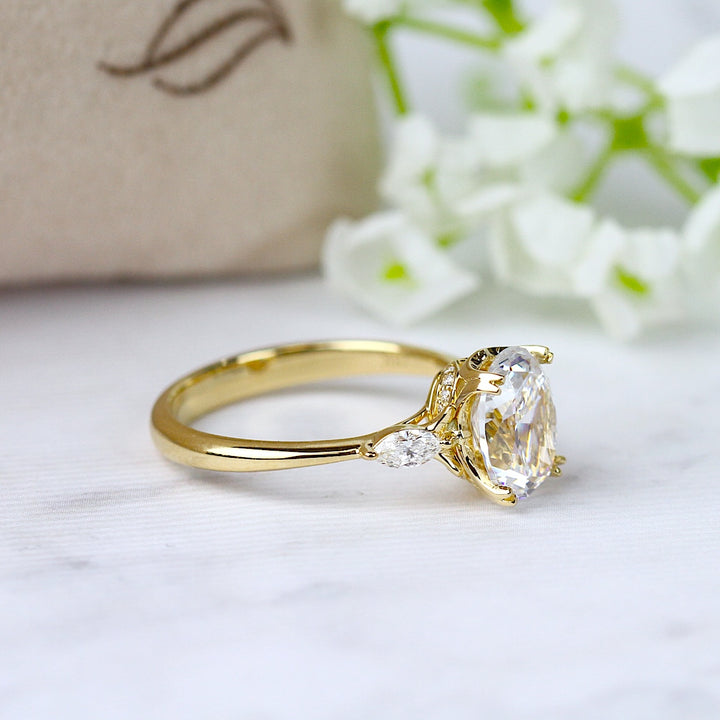 Oval Diamond Engagement Ring