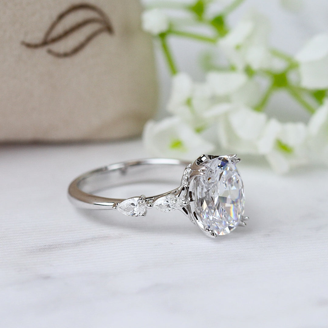 Marquise & Round Diamond Engagement Ring