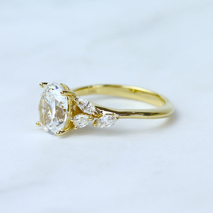 Marquise & Round Diamond Engagement Ring