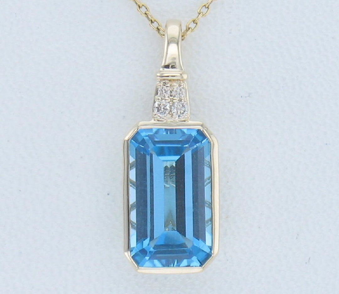 Honey Gold™Ocean Blue Topaz™PENDANT